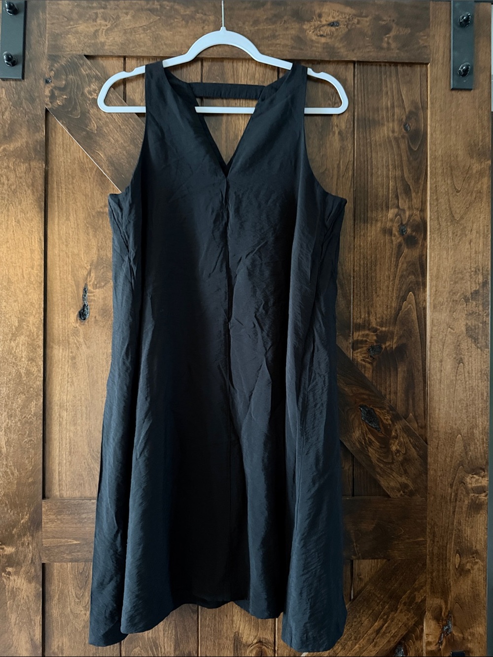 Banana Republic Black V-Neck Sleeveless trapeze Dress sz medium